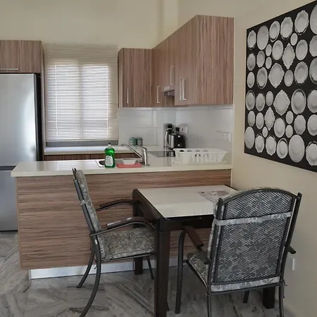 Latchi Escape And 4*