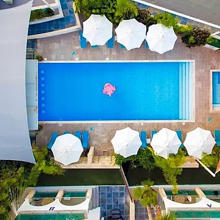 Hotel Latchi Escape And 4*
