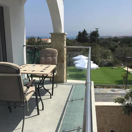 Latchi Escape And 4* Polis