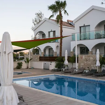 Hotel Latchi Escape And Polis