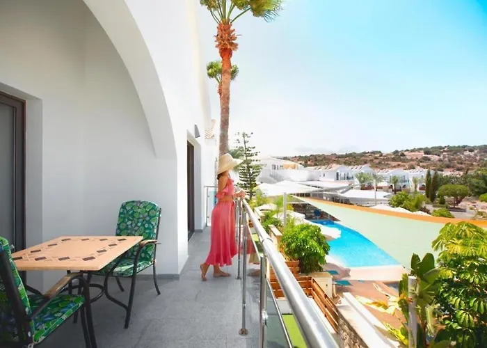 Latchi Escape And Hotell 4*