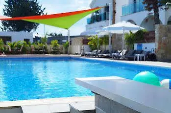 Latchi Escape And Hotell 4*