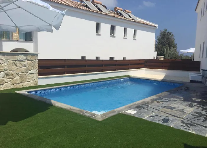 Latchi Escape And Polis