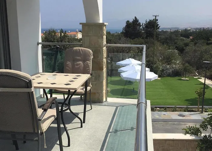 Latchi Escape And 4* Polis