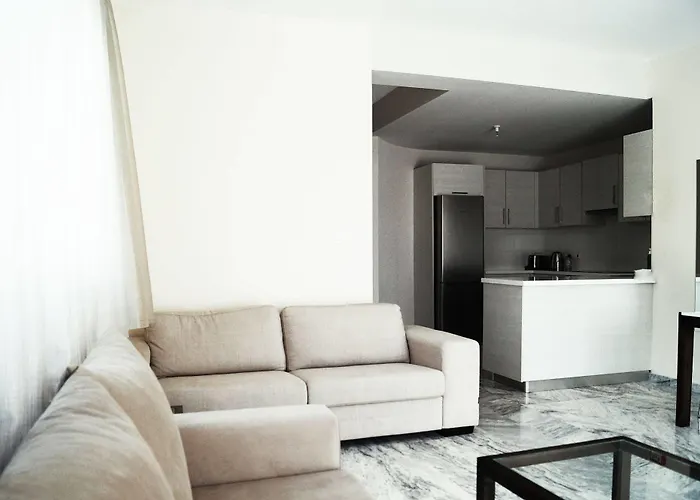 Latchi Escape And Hotell